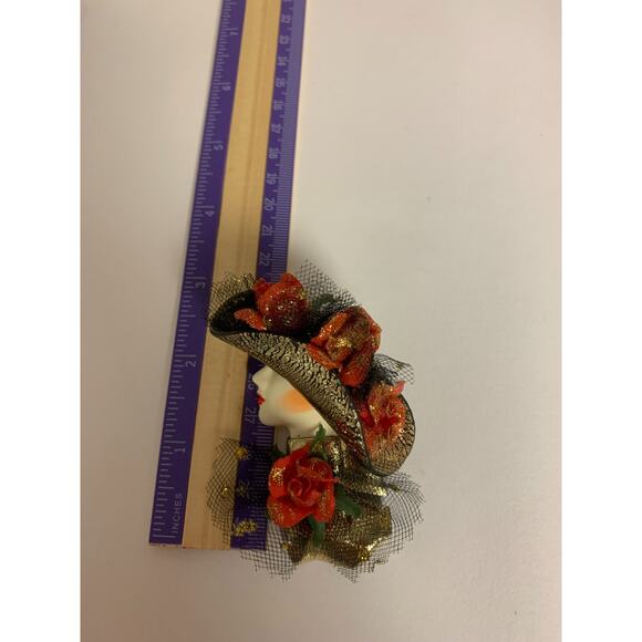 Vintage Jewelry 80s Pin Lady Face - Picture 3 of 4